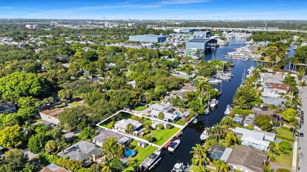 1221 SW 17th Street Fort Lauderdale, FL 33315