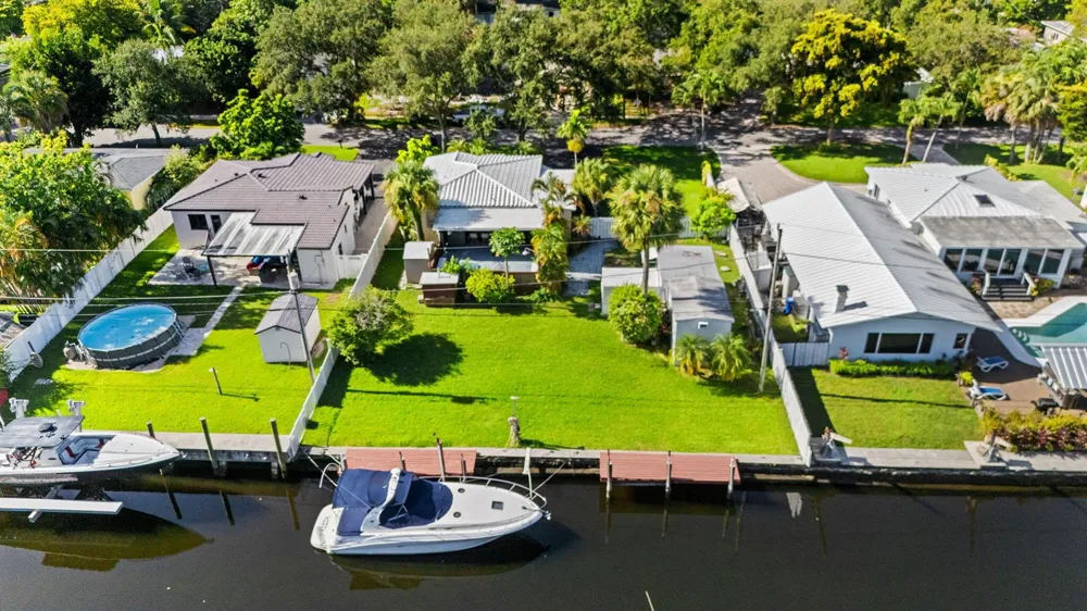 1221 SW 17th Street Fort Lauderdale, FL 33315