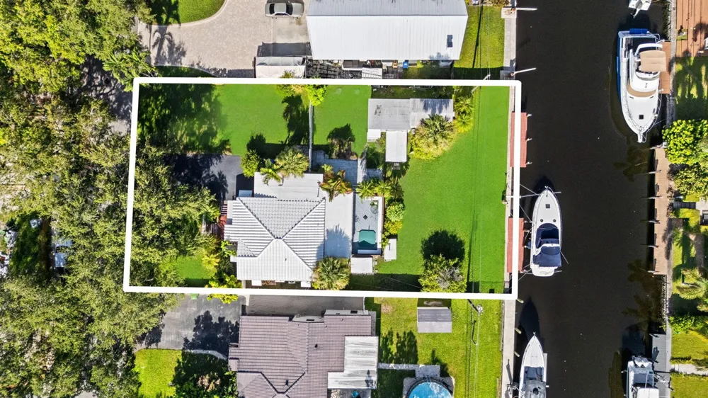 1221 SW 17th Street Fort Lauderdale, FL 33315