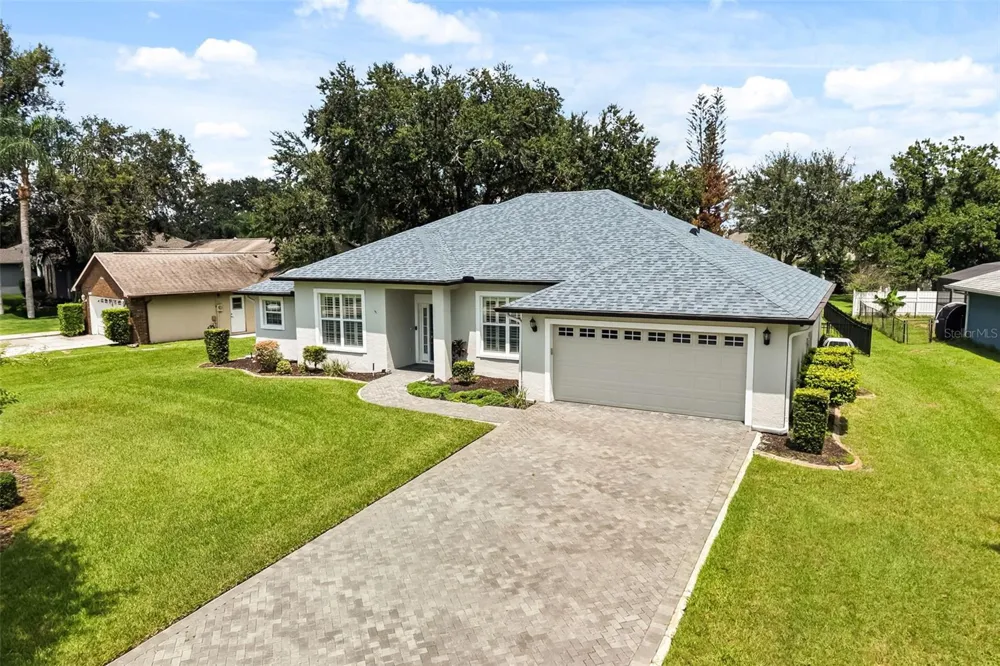 5689 MERLIN WAY St Cloud, FL 34772