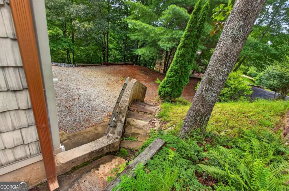 293 Weoka CT Ellijay, GA 30540