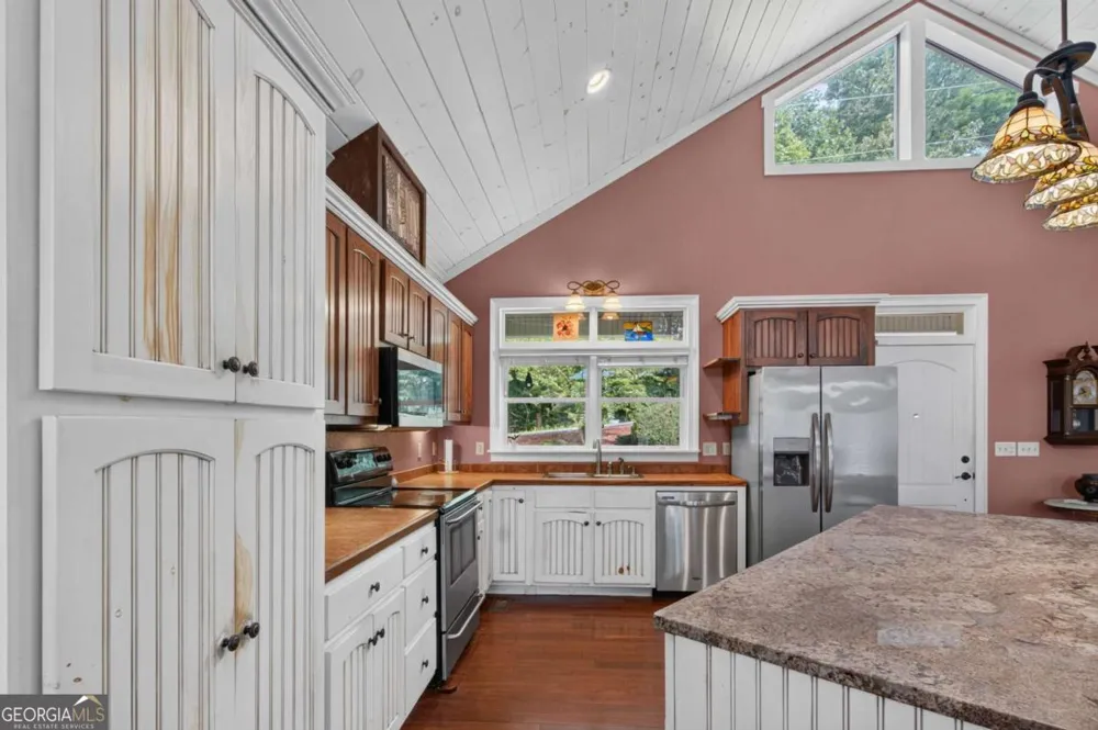 293 Weoka CT Ellijay, GA 30540