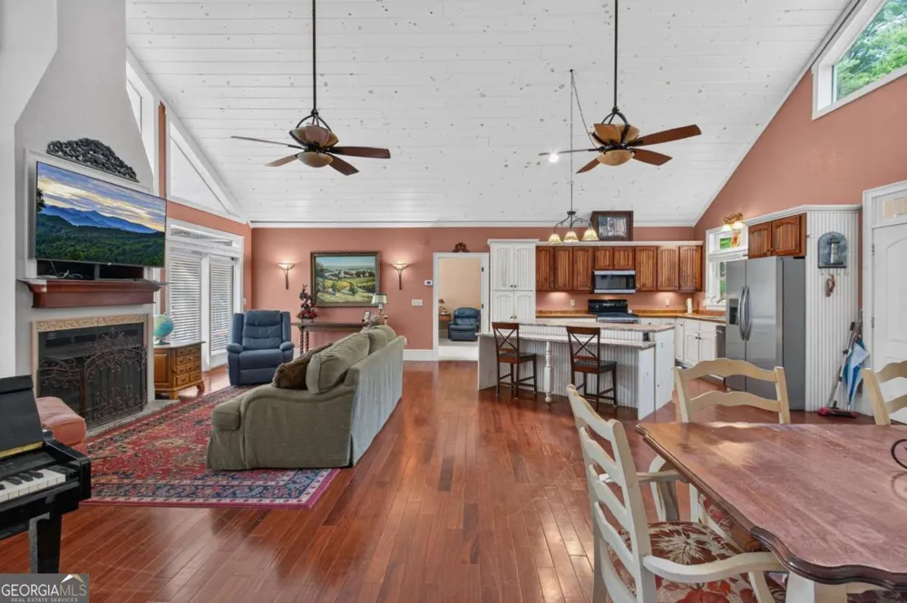 293 Weoka CT Ellijay, GA 30540