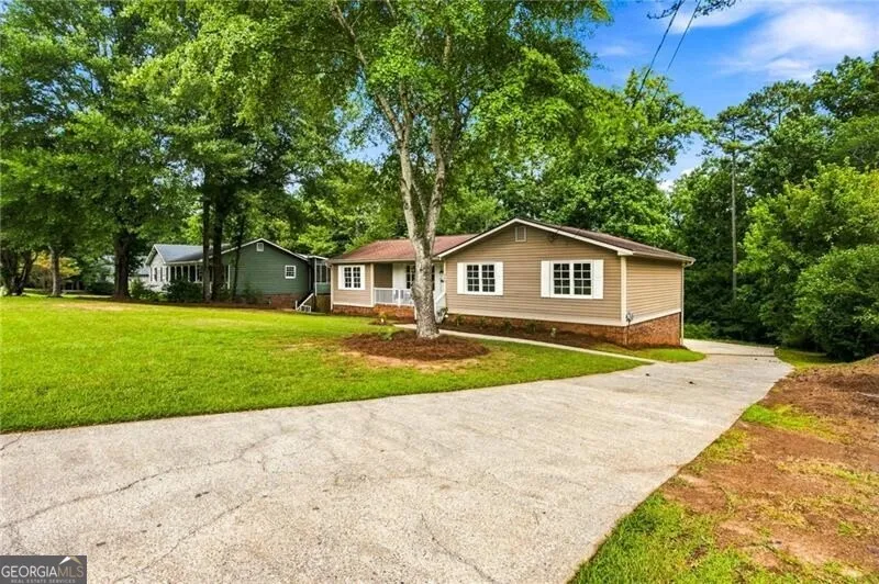 549 Rivercrest DR Woodstock, GA 30188