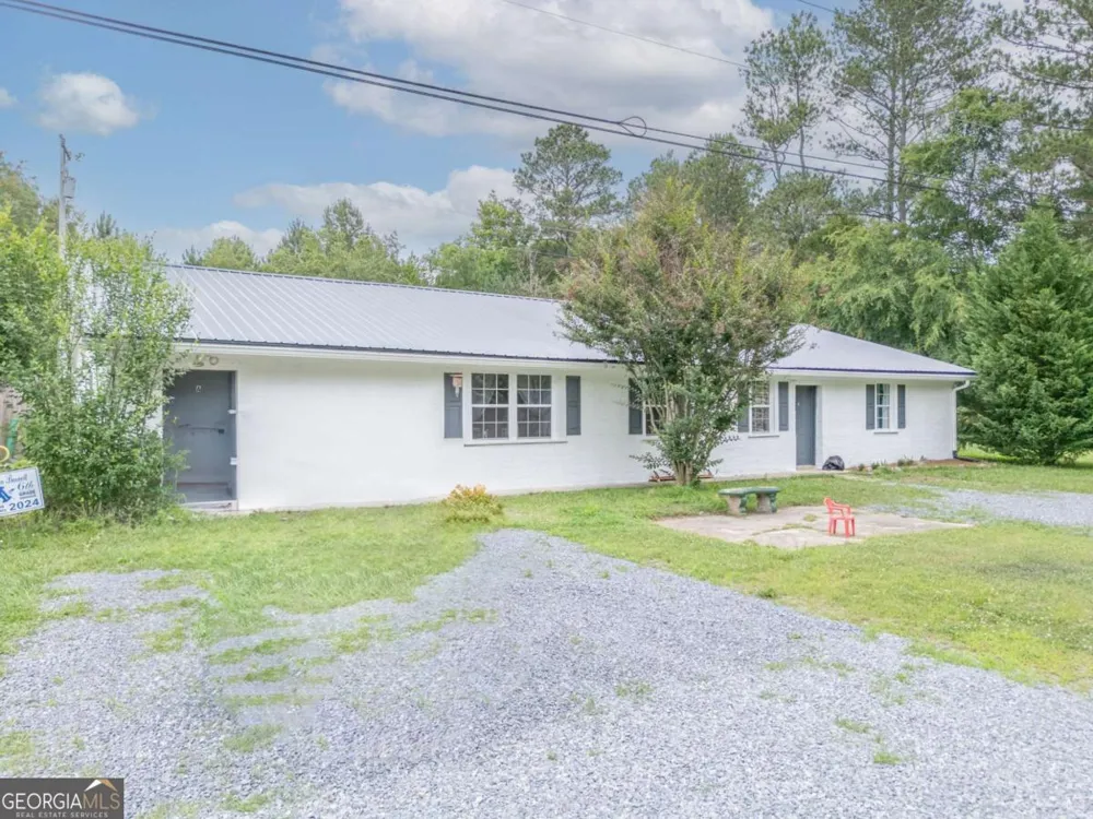 4494 Old Summerville RD Armuchee, GA 30105