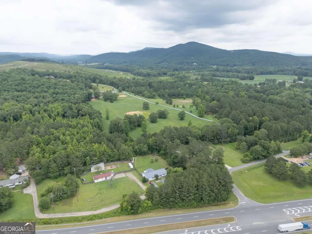4494 Old Summerville RD Armuchee, GA 30105