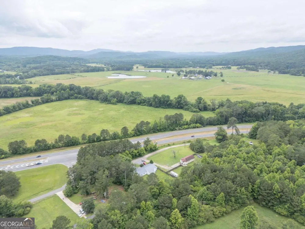 4494 Old Summerville RD Armuchee, GA 30105