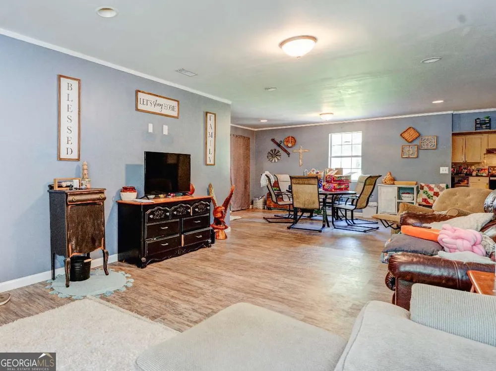 4494 Old Summerville RD Armuchee, GA 30105