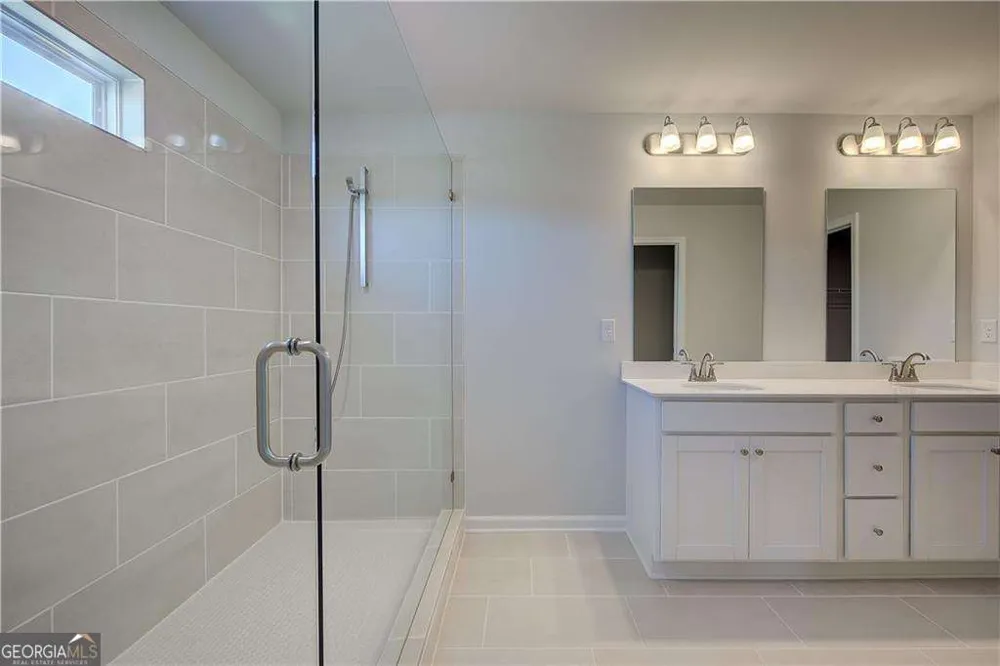 3663 Donovan CIR Loganville, GA 30052