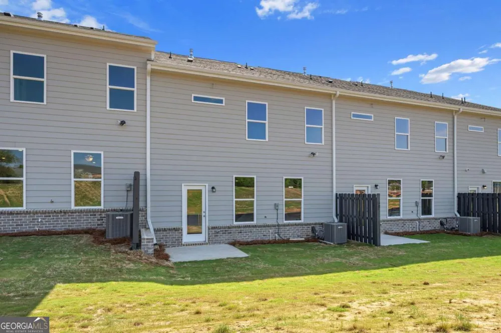 3661 Donovan CIR Loganville, GA 30052