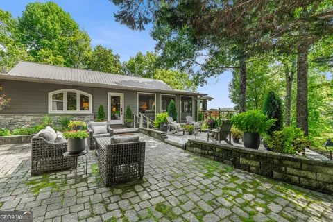 80 Getaway LN