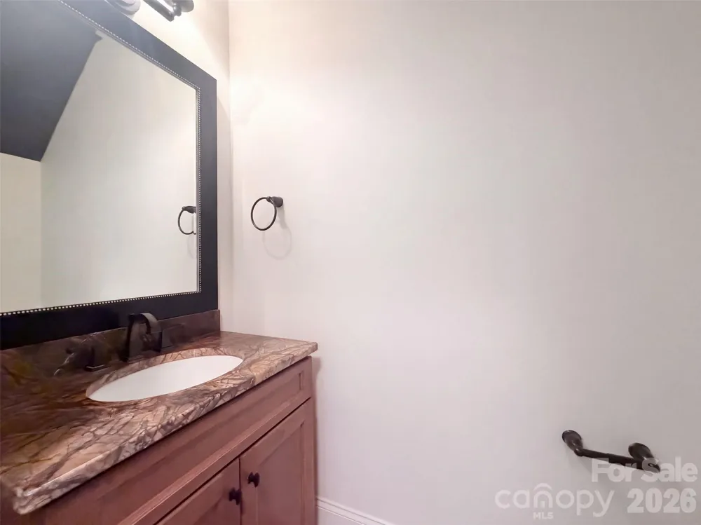 131 Lakeshore Hills Drive Mooresville, NC 28117