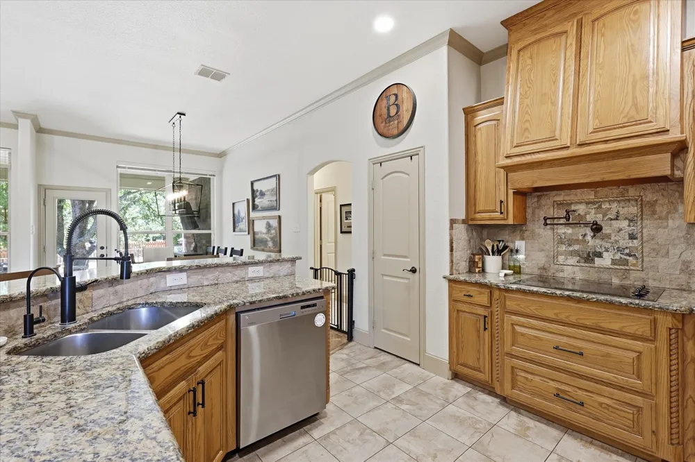 149 Overton Ridge Circle Weatherford, TX 76088