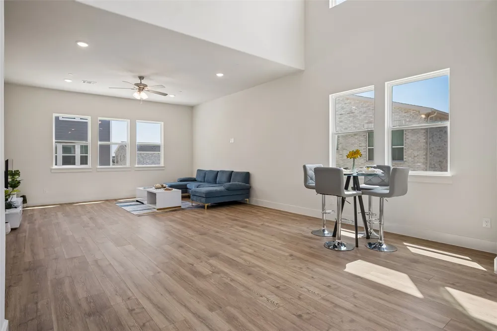 800 Comal Drive Plano, TX 75075