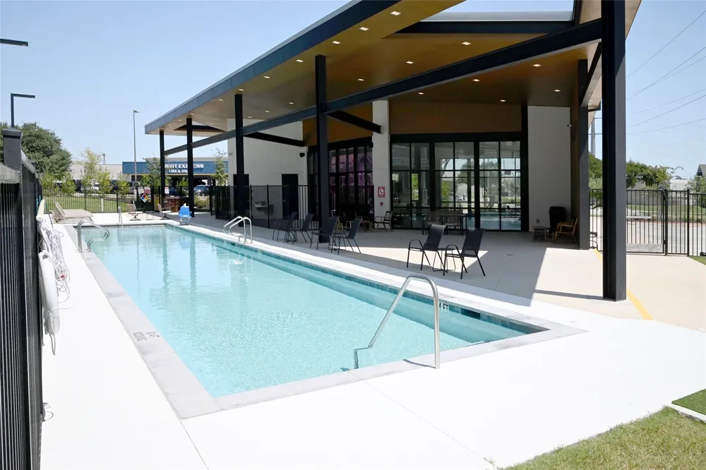 800 Comal Drive Plano, TX 75075