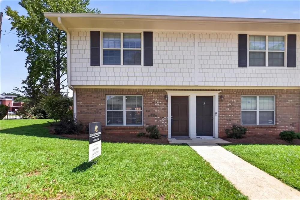 1 Villa Court SE Smyrna, GA 30080