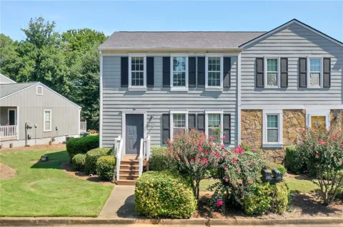 502 Harbor Lake Court