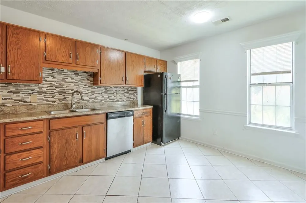 502 Harbor Lake Court Marietta, GA 30066