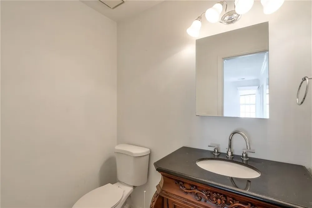 502 Harbor Lake Court Marietta, GA 30066