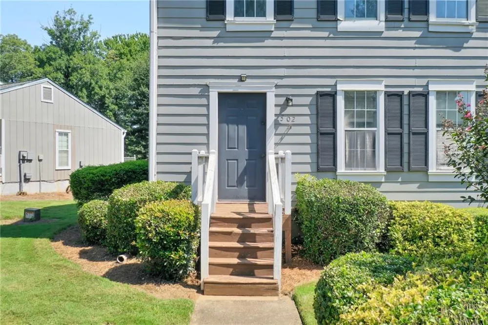 502 Harbor Lake Court Marietta, GA 30066