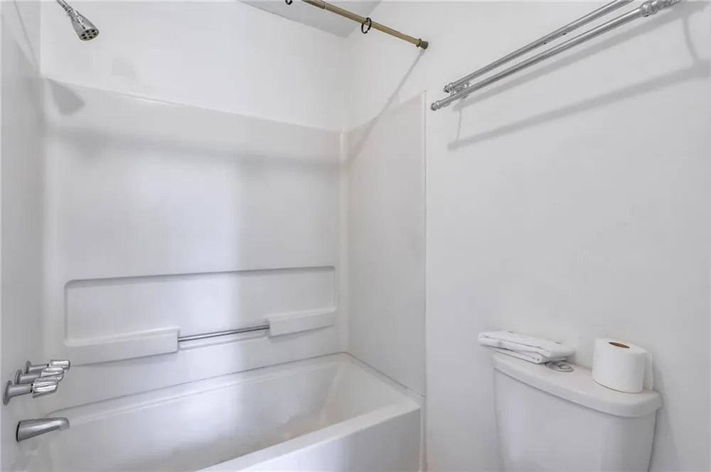 502 Harbor Lake Court Marietta, GA 30066