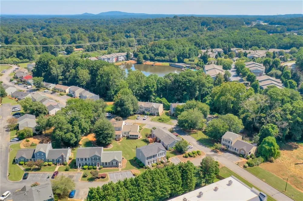 502 Harbor Lake Court Marietta, GA 30066