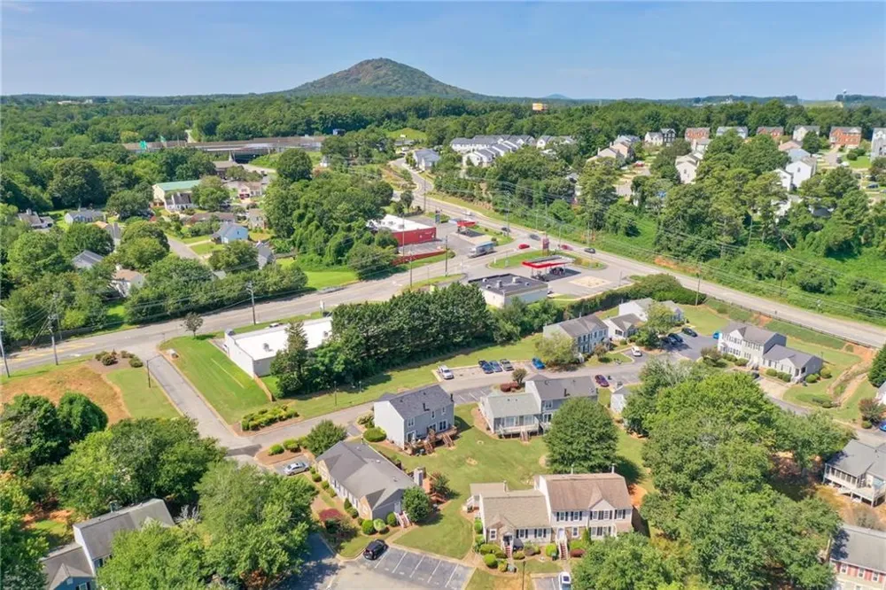 502 Harbor Lake Court Marietta, GA 30066
