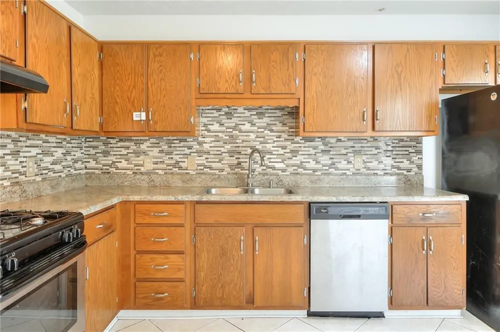 502 Harbor Lake Court Marietta, GA 30066