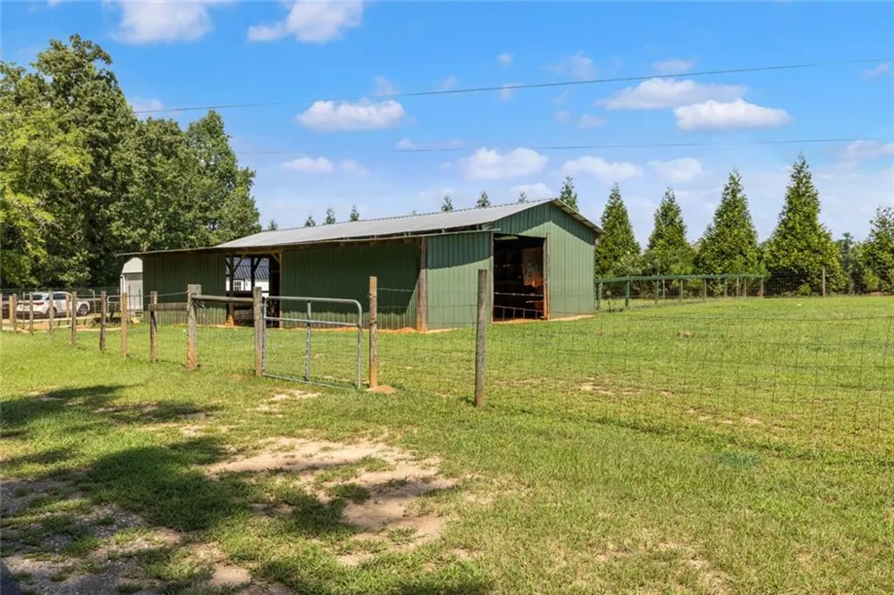 1064 Chappell Mill Road Milner, GA 30257
