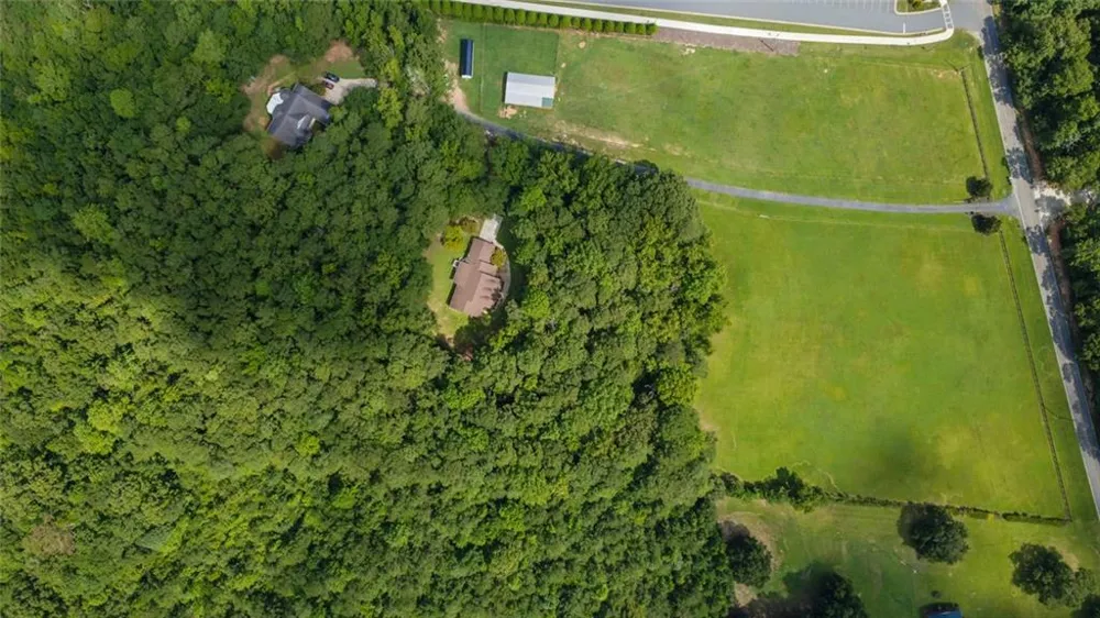 1064 Chappell Mill Road Milner, GA 30257