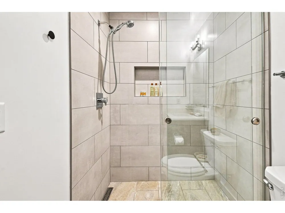 2467 Walnut Street Boulder, CO 80302