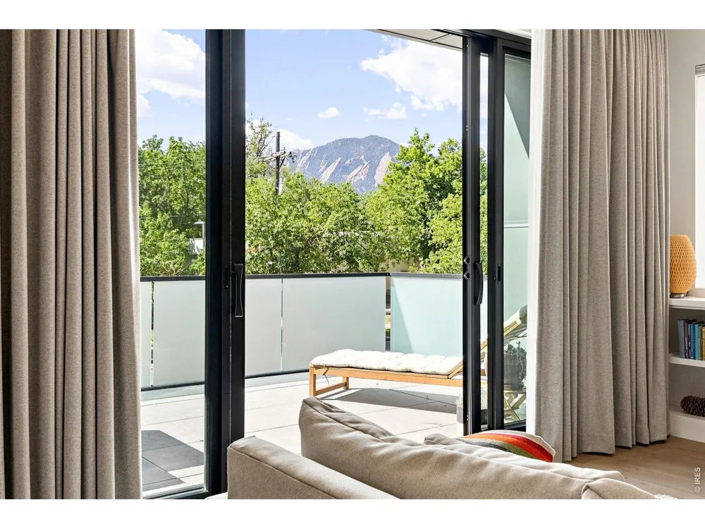 2467 Walnut Street Boulder, CO 80302