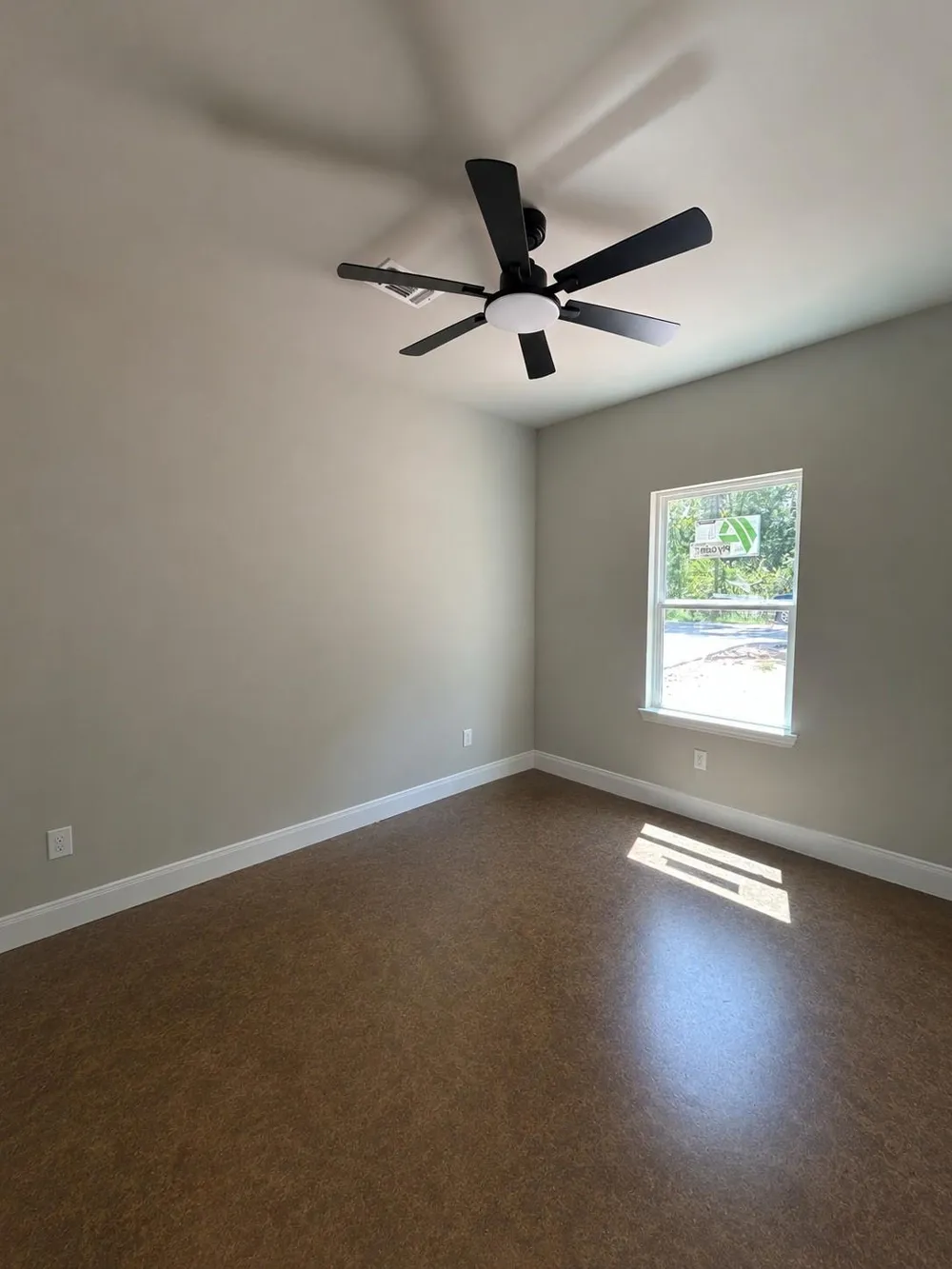 15506 Arrowhead Loop W Willis, TX 77378