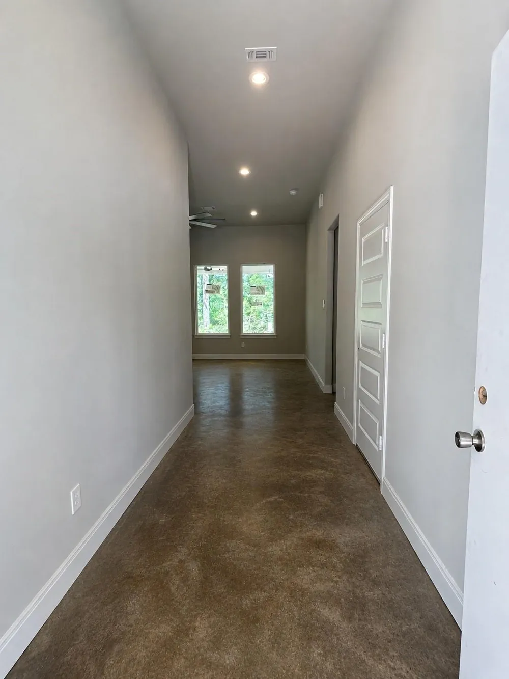 15506 Arrowhead Loop W Willis, TX 77378