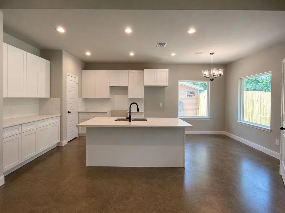 15506 Arrowhead Loop W Willis, TX 77378