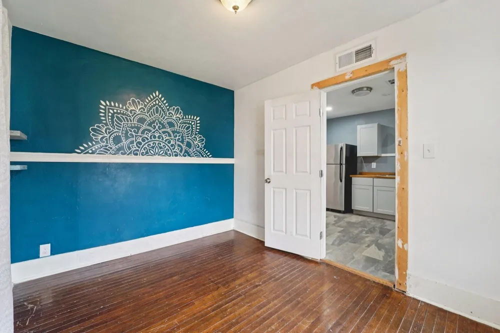 5224 Bernardo De Galvez #A Galveston, TX 77551