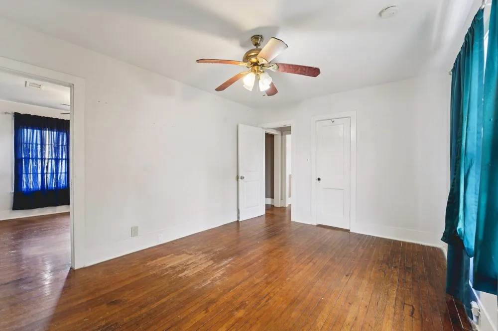5224 Bernardo De Galvez #A Galveston, TX 77551