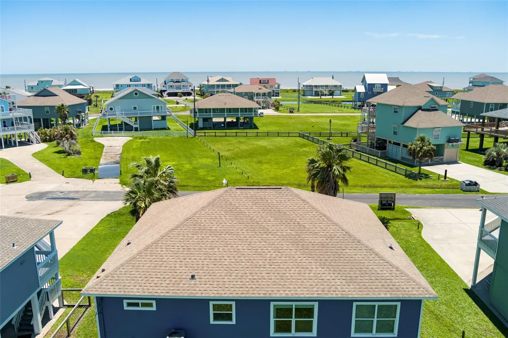 3233 Castle Drive Crystal Beach, TX 77650