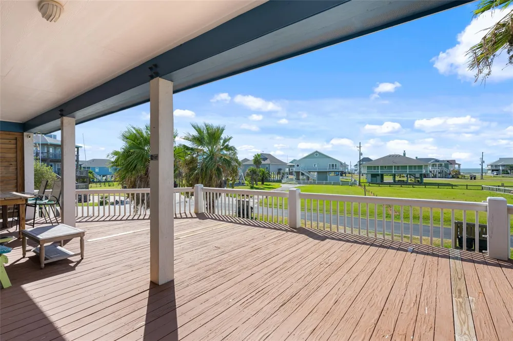 3233 Castle Drive Crystal Beach, TX 77650