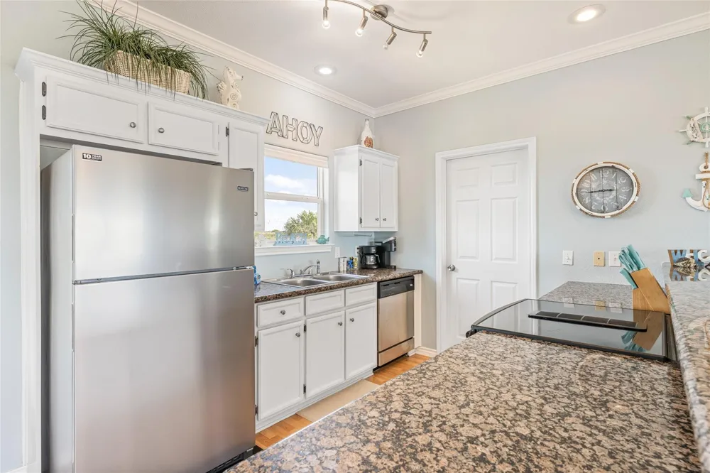 3233 Castle Drive Crystal Beach, TX 77650