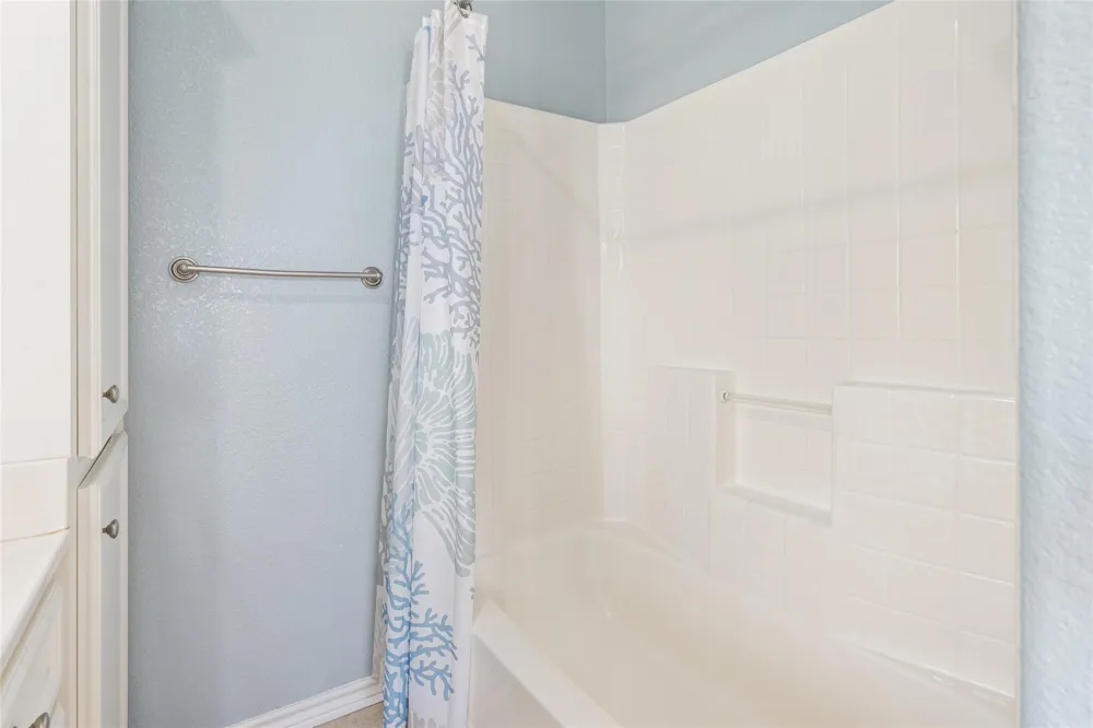 3233 Castle Drive Crystal Beach, TX 77650