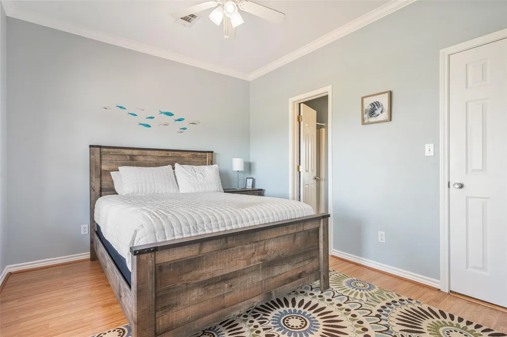 3233 Castle Drive Crystal Beach, TX 77650