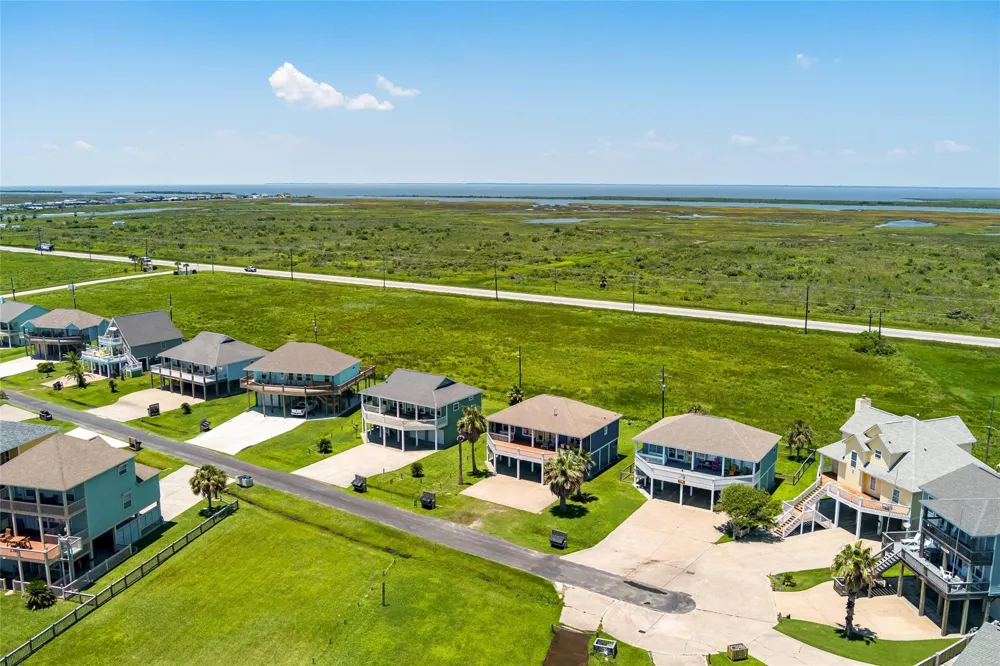 3233 Castle Drive Crystal Beach, TX 77650