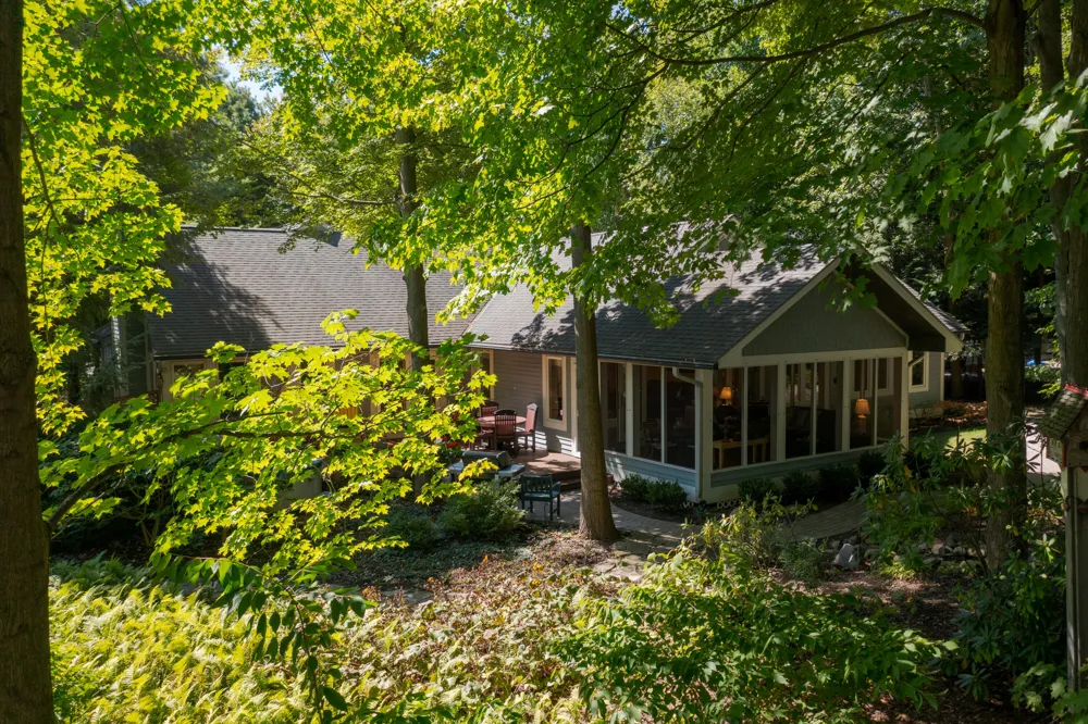 848 W Center Street Douglas, MI 49406