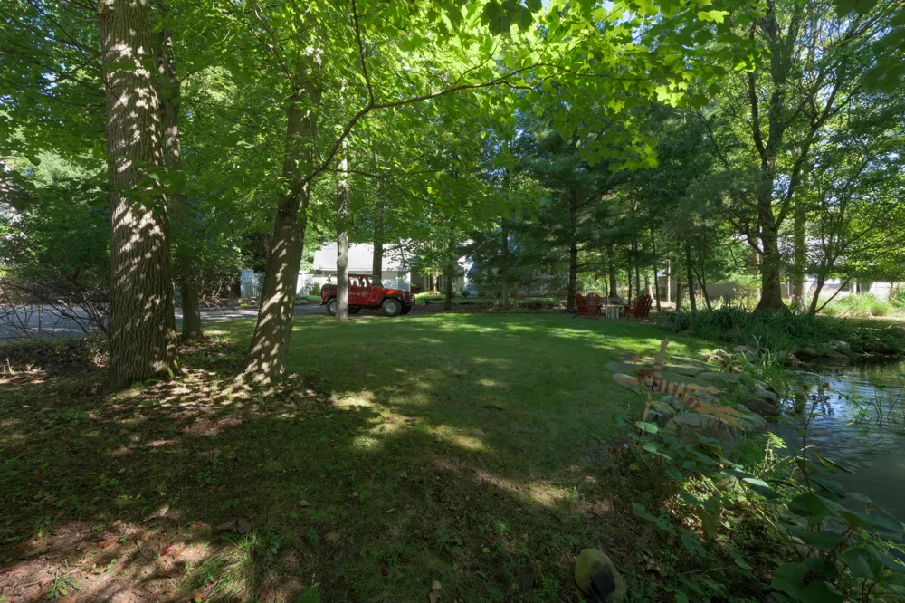 848 W Center Street Douglas, MI 49406