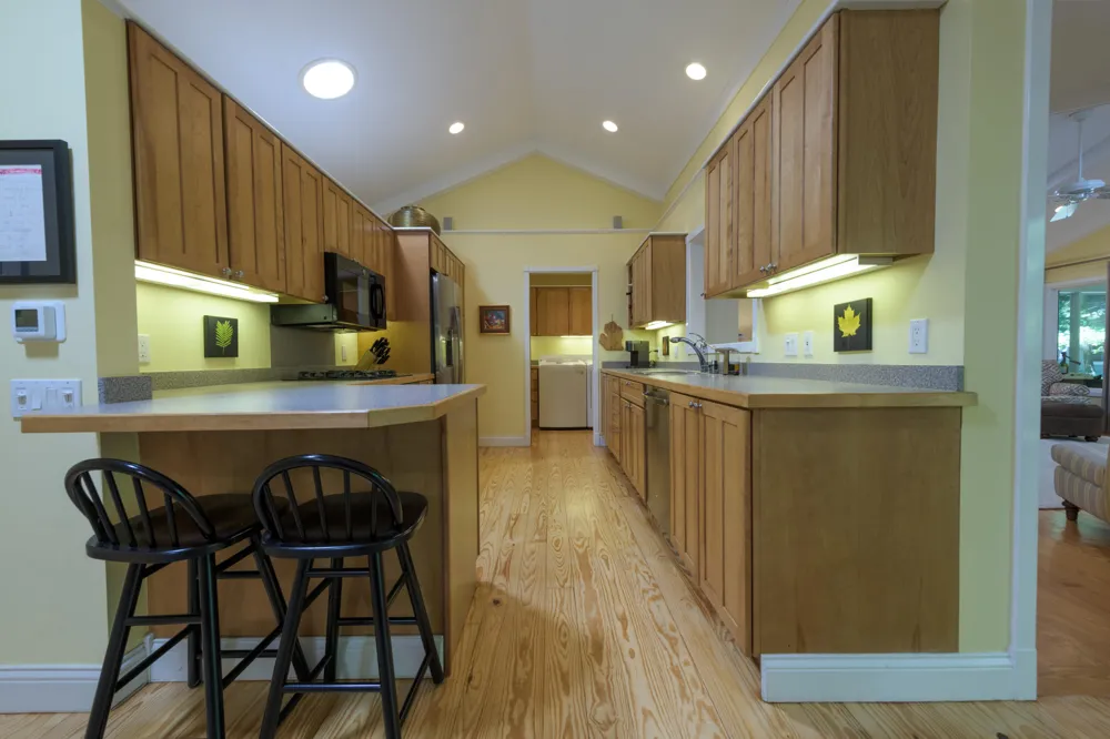 848 W Center Street Douglas, MI 49406