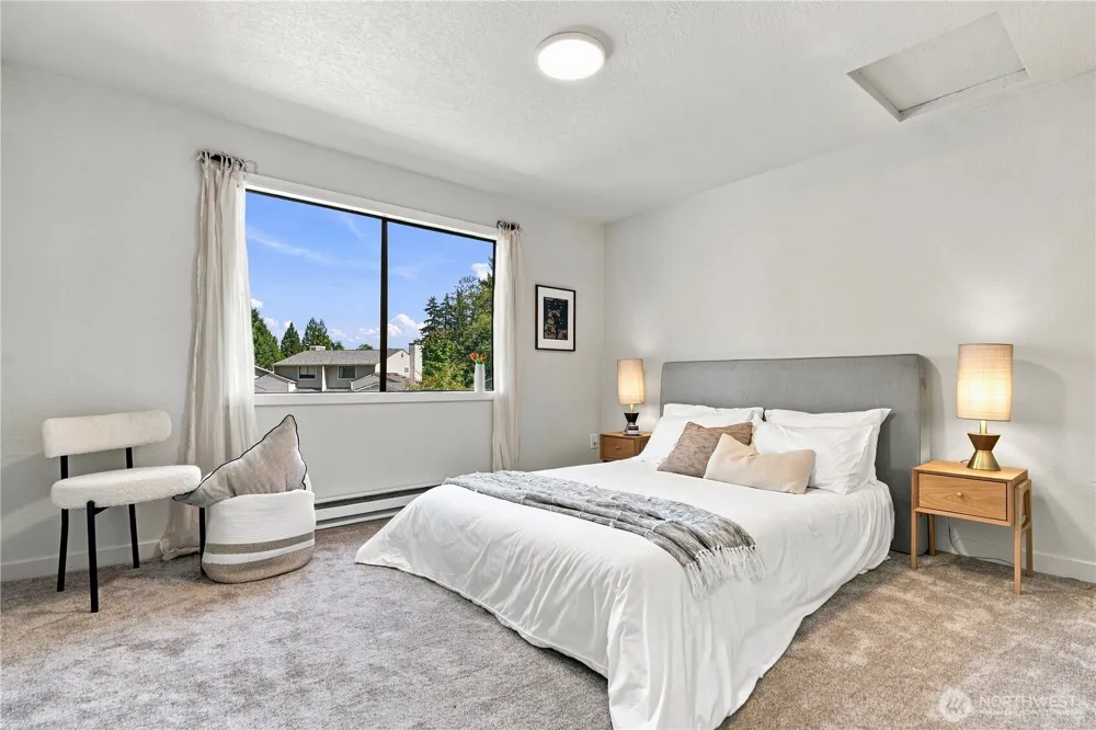 13430 33rd Place W #Unit B Lynnwood, WA 98087