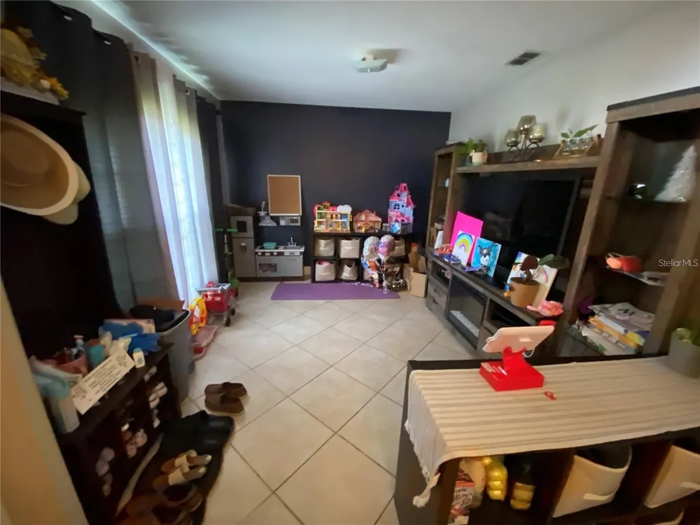 1953 THE OAKS BOULEVARD Kissimmee, FL 34746