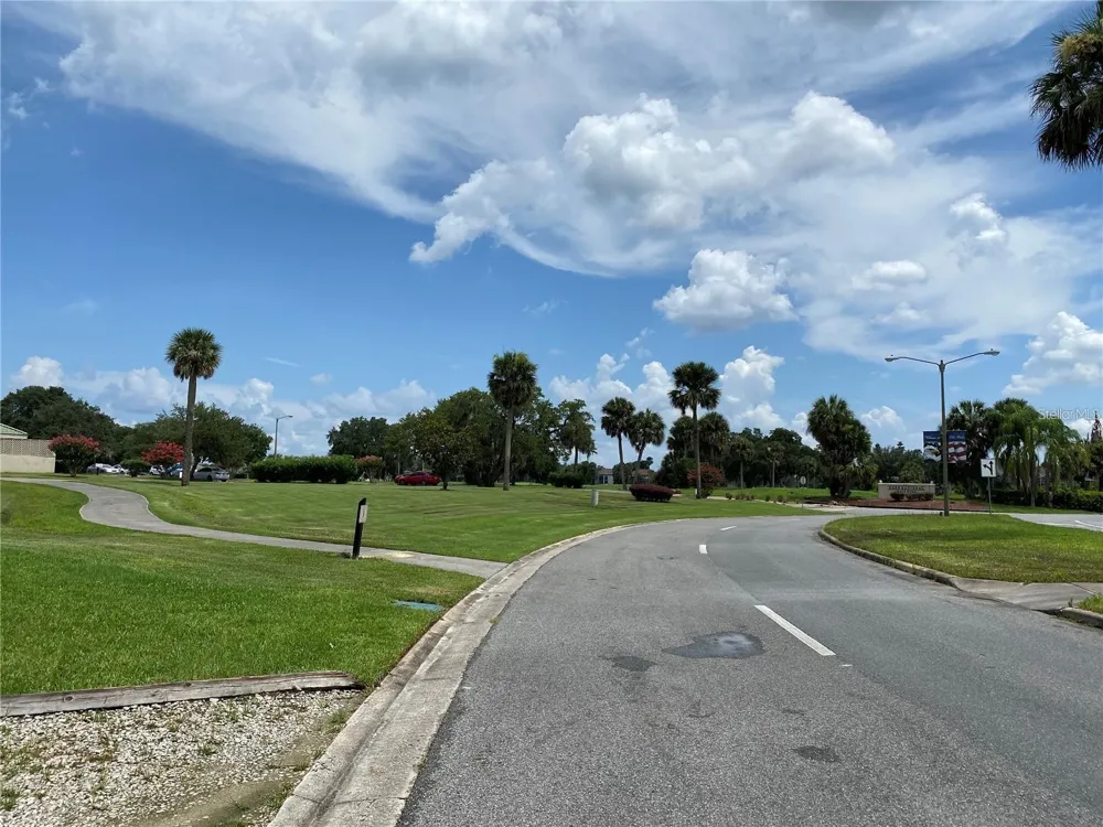 1953 THE OAKS BOULEVARD Kissimmee, FL 34746