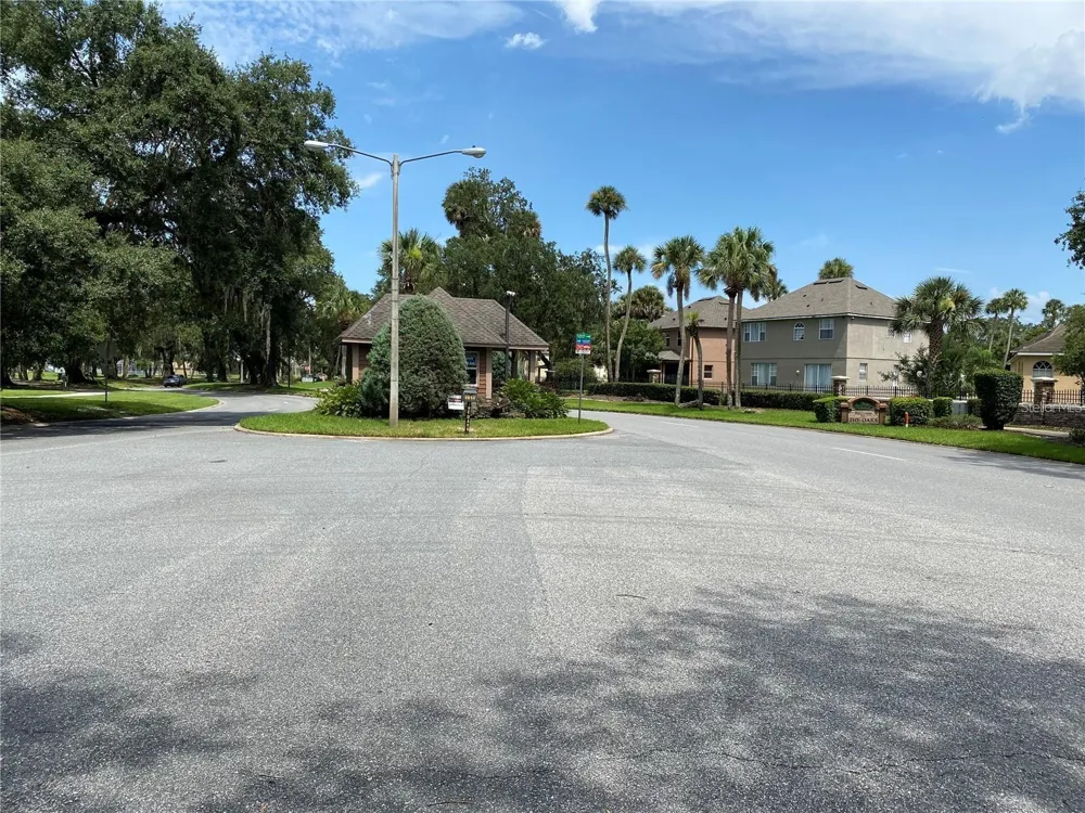 1953 THE OAKS BOULEVARD Kissimmee, FL 34746
